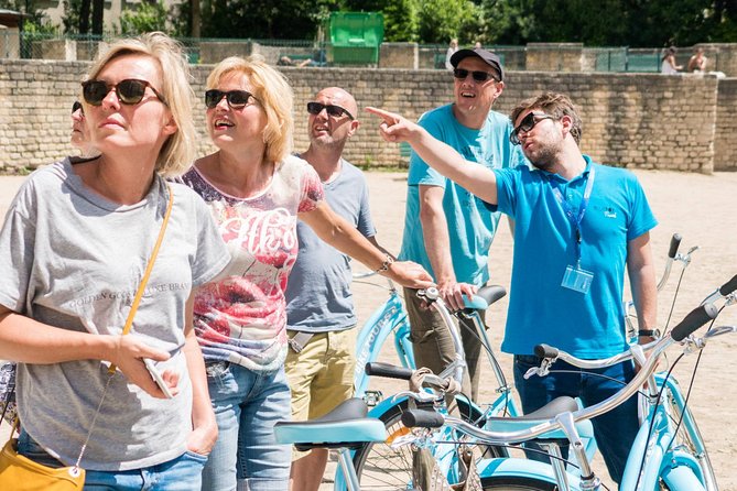 Paris Bike Tour Hidden Secrets in the Latin Quarter & Le Marais neighborhoods - The biking part: pace, hills, helmets, and real street conditions