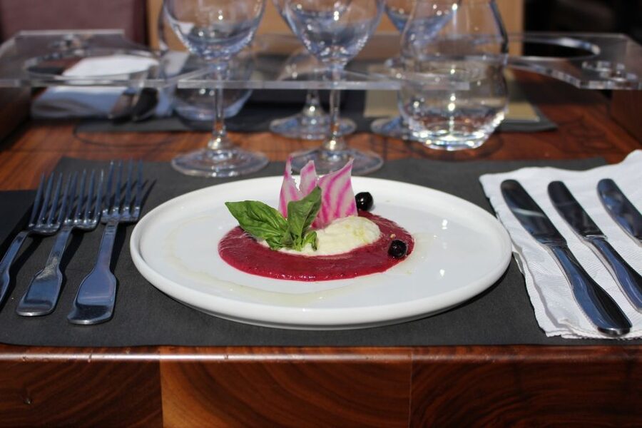 Paris: Bustronome Gourmet Lunch Tour - Practical Tips Before You Go
