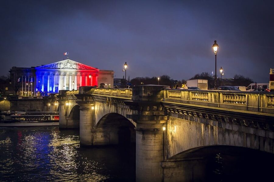 Paris by Night Tour and cruise on the Seine River (optional) - FAQ