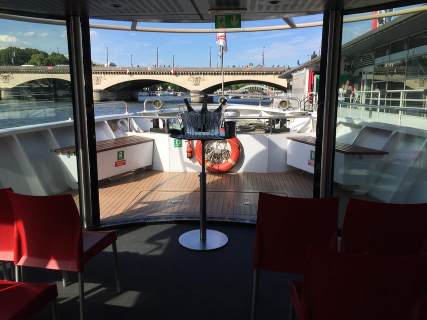 Paris: Champagne Tasting Cruise Departure from Eiffel Tower - Timing, weather, and how to avoid a dock-day headache