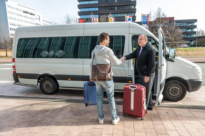Paris Charles de Gaulle Airport Round Trip Transfer to/from Paris - Why a CDG round-trip private transfer can be a smart move