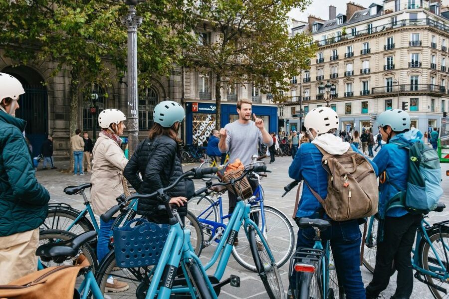 Paris: Charming Nooks and Crannies Bike Tour - Should You Book the Paris Charming Nooks and Crannies Bike Tour?