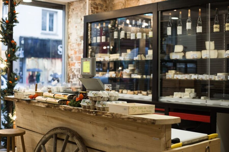 Paris: Cheese and Wine Class in a 17th Century Cellar - The wine-and-cheese skills you can bring home