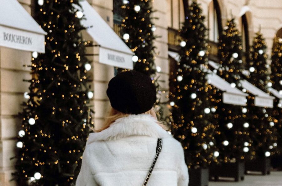 Paris Christmas Lights Walking Tour with Local Guide - Finishing at Place de la Concorde: leaving with a plan