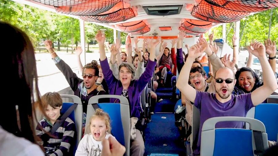 Paris: City and River Seine Tour on an Amphibious Bus - Central Paris by road: Eiffel Tower, Champs-Elysées, Arc de Triomphe