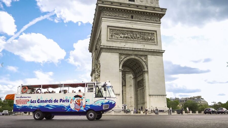 Paris: City and River Seine Tour on an Amphibious Bus - The 20-minute Seine splash cruise: Seine Musicale, Saint-Cloud, La Défense