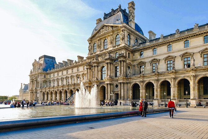 Paris City Center Free Walking Tour (Tip-Based) - Price and tipping by card, plus how to think about value