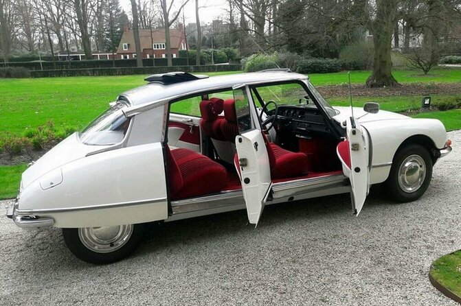 Paris City Tour 2h00 Citroën DS Vintage with Open Roof - Key highlights you will actually care about