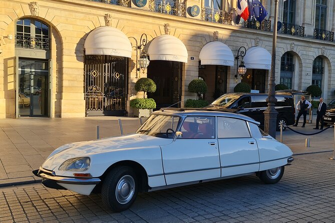 Paris City Tour 2h00 Citroën DS Vintage with Open Roof - Trocadéro and Palais de Chaillot: your best shot at the Eiffel Tower view