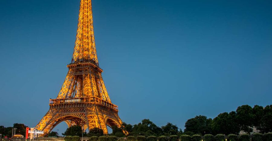 Paris: City Tour by Bus with Eiffel Tower & Optional Summit - The Best Part, Night Bus + Eiffel Timing
