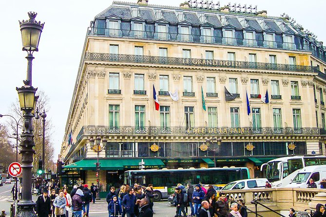 Paris City Tour with Private Friendly Guide and all Must-See Sites - Invalides and Petit Palais: Napoleon to fine art without the museum fatigue