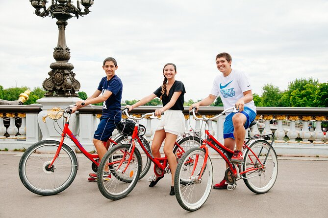 Paris Combo: Highlights Bike Tour & Seine Cruise Experience - Two perspectives on Paris: streets first, water second