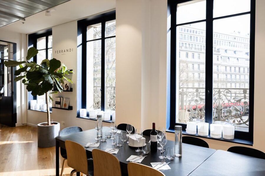 Paris: Cooking Class with Ferrandi at Galeries Lafayette - Choosing Your Dish: Duck, Risotto, or Sea Bream