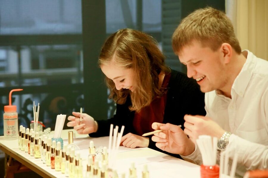 Paris: Create your Signature Scent Perfume Workshop - Timing and what your 90 minutes will feel like