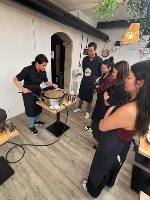 Paris: Crêpe and Galette Making Workshop with Cider - Finding Crêperie Elo on Boulevard Saint-Michel (and getting into the classroom)
