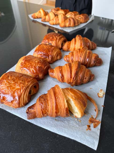 Paris: Croissant Baking Class with a Chef - Entering Studio Pâtisserie and setting yourself up for success
