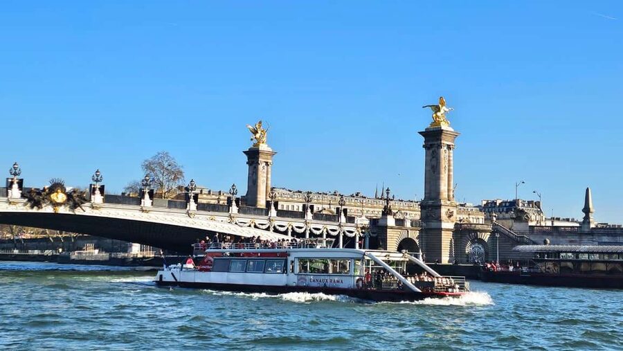 Paris: Cruise from The Canal Saint Martin to The Seine River - Canal Saint-Martin segment: locks, bridges, and a tunnel that changes the mood