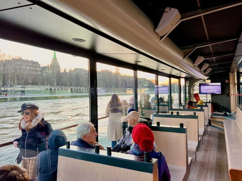 Paris: Day or Evening River Cruise with Musical Ambiance - Upper-Deck Music, the French Playlist, and the Onboard Audio Guide