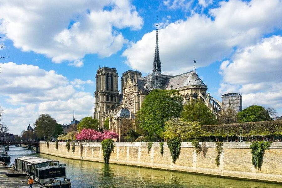 Paris: Day or Sunset Cruise with Drink, Ice Cream or Dessert - Timing It Right: Day, Sunset, or Evening Magic