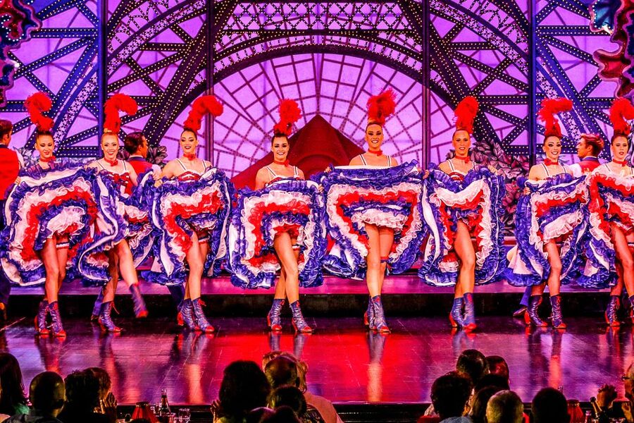 Paris: Dinner Show at the Moulin Rouge - Seating, crowds, and how to get the view you want
