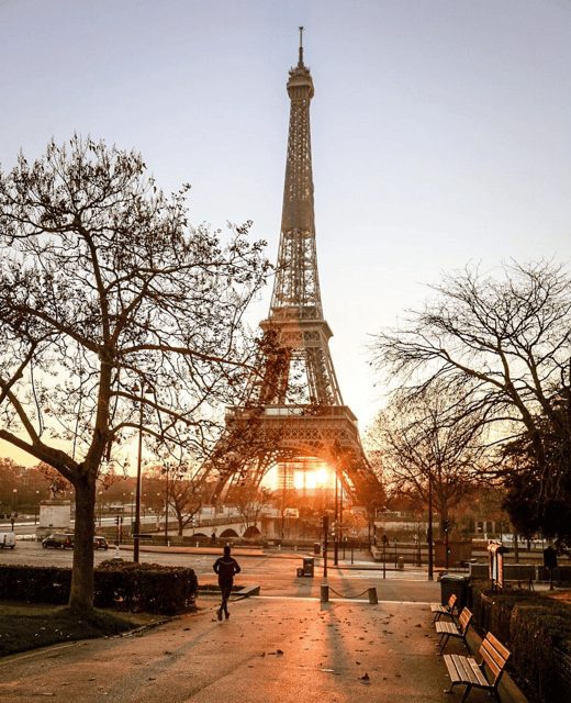 Paris: Discover Paris 2CV - Key things you will notice right away