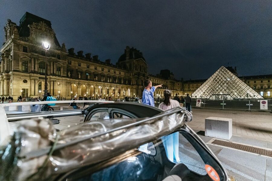 Paris: Discover Paris by Night in a Vintage Car with a Local - Key highlights worth prioritizing