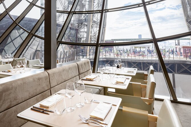 Paris Early Evening Dinner at Eiffel Tower's Madame Brasserie - The menu: 3 or 4 courses, plus drinks that turn it into an event