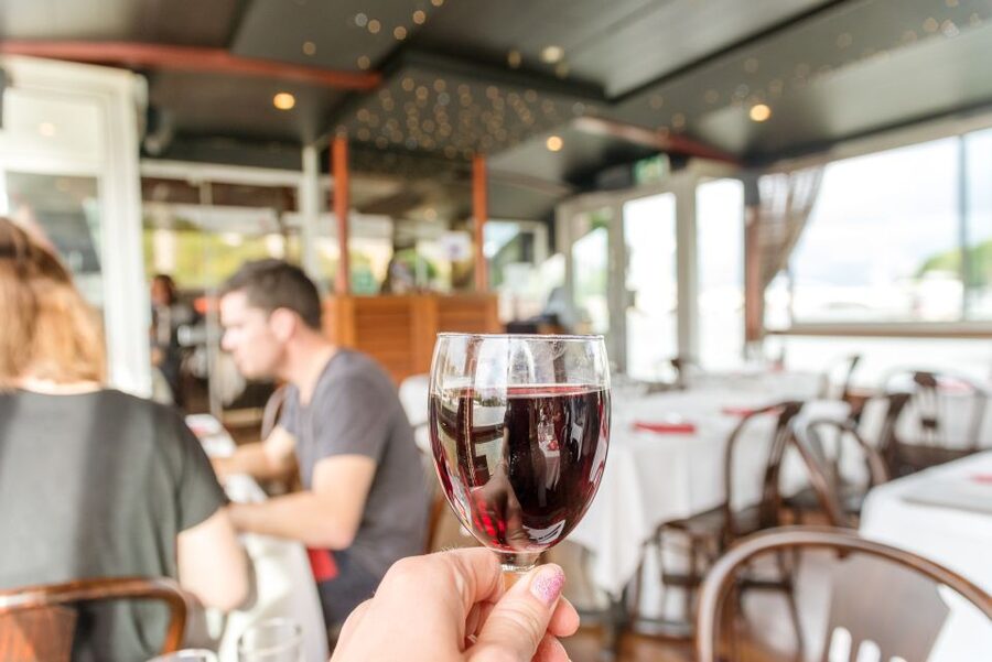 Paris: Early Evening Dinner Cruise on the River Seine - Drinks, Photo Sales, and the Extras That Change the Total Bill