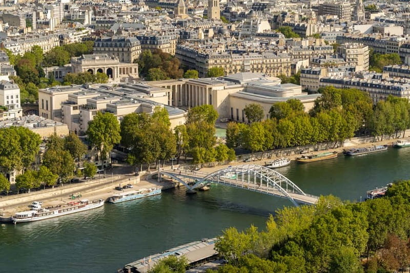 Paris: Eiffel Tower Guided Tour and Seine River Cruise - Meeting point and flow: how the day feels in practice