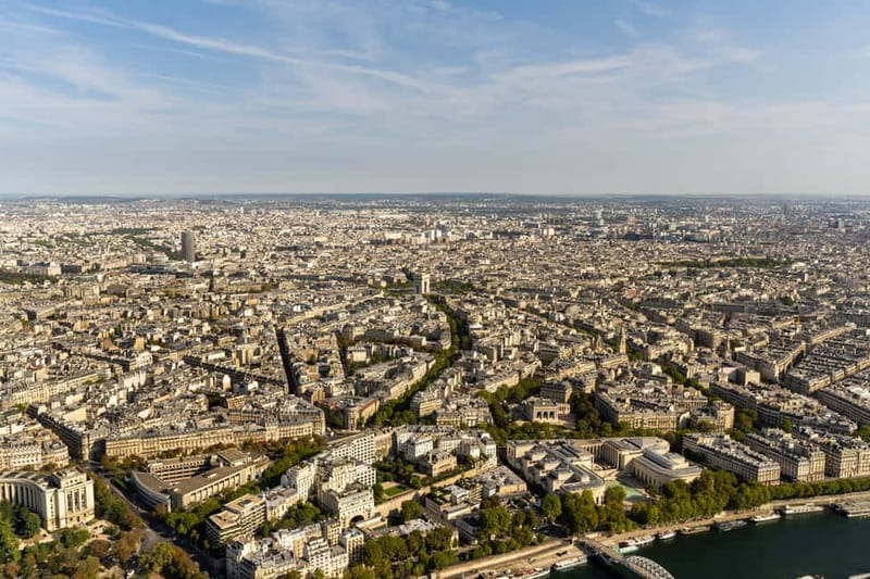 Paris: Eiffel Tower Guided Tour and Seine River Cruise - Should you book this Eiffel Tower and Seine River Cruise?