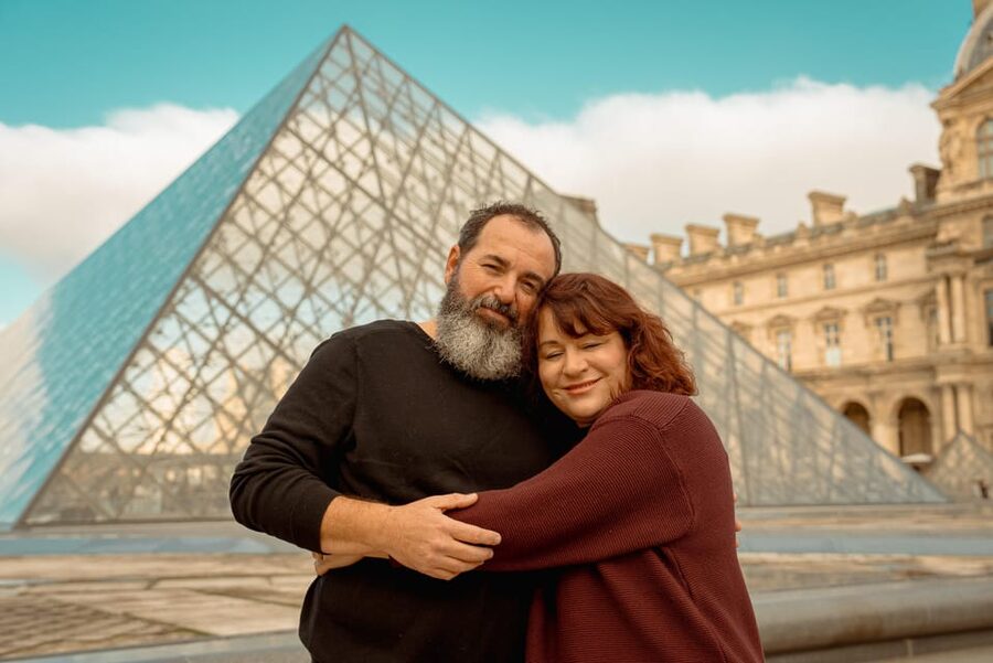 Paris: Eiffel Tower & Louvre Photoshoot (High End Edits) - Logistics That Matter: Tickets, Meeting Points, and Timing