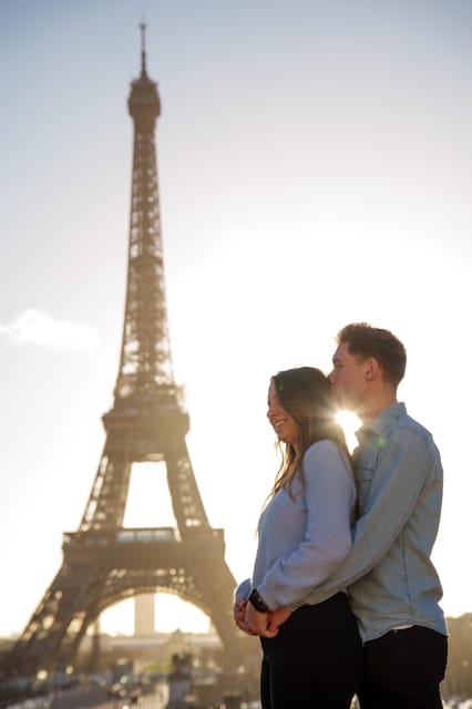 Paris: Eiffel Tower Photoshoot with a Professional - What you get at the end: retouched, high-resolution images
