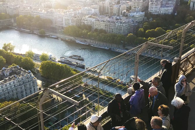 Paris: Eiffel Tower Summit Access - When Things Go Off Plan: Weather, Lifts, and Closures