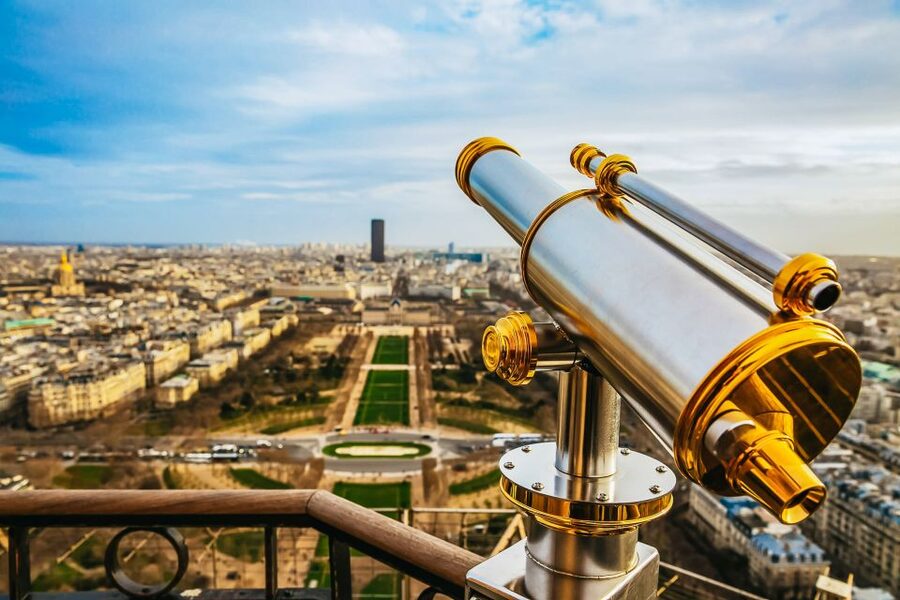 Paris: Eiffel Tower Tour with Summit or 2nd Floor Access - The Guided Walk: Photo Chances and Construction Storytime