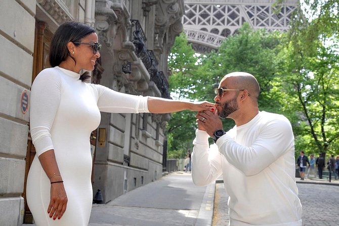 Paris Engagement Proposal Private Walking Tour with Professional Photographer - Photo quality and one honest risk to consider