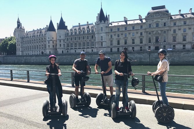 Paris: Experience Segway Top Highlights Small Group 2 Hours - Meeting at 101 Av. de la Bourdonnais, Then Getting Comfortable