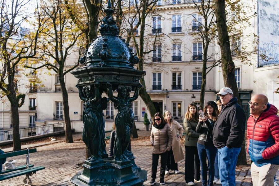 Paris: Explore Montmartre’s Hidden Gems - The route to Moulin de la Galette: Texture, not just icons