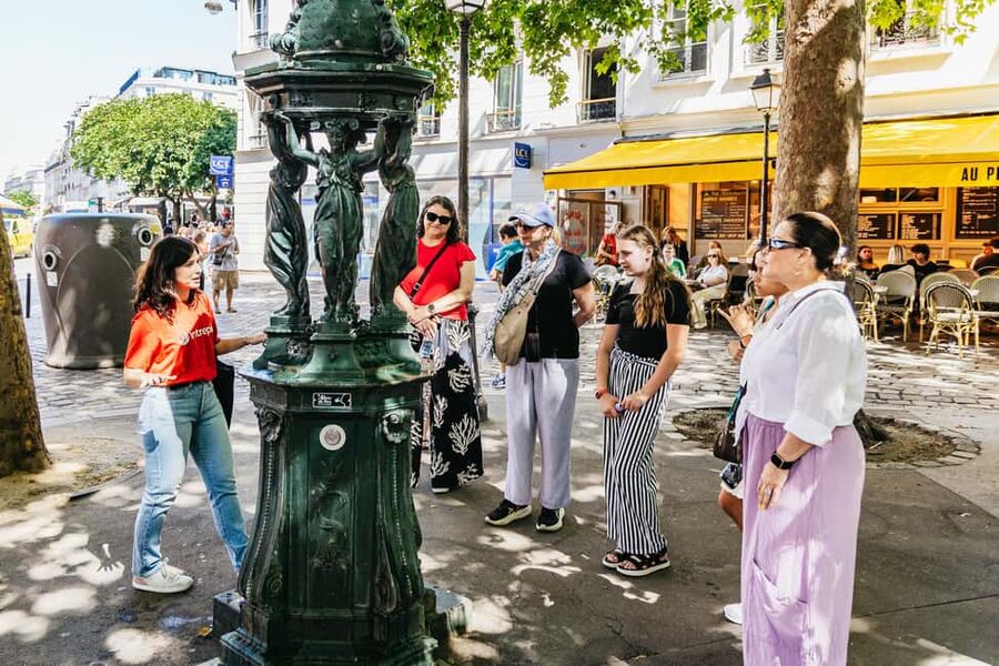 Paris: Explore Montmartre’s Hidden Gems - Lapin Agile: A historic pause, small but memorable
