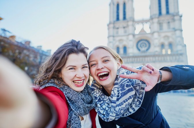 Paris Explorer Pass: 3 to 7 Things To Do - Montmartre, Sacré Coeur views by walking tour and by petit train