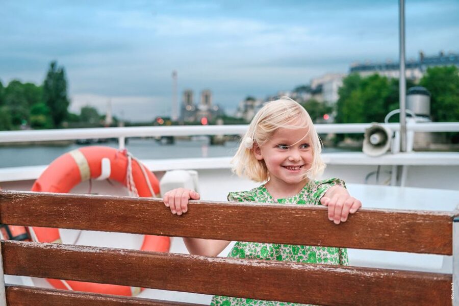 Paris: Family-Friendly River Seine Guided Cruise - Who should book this cruise, and who might not love it