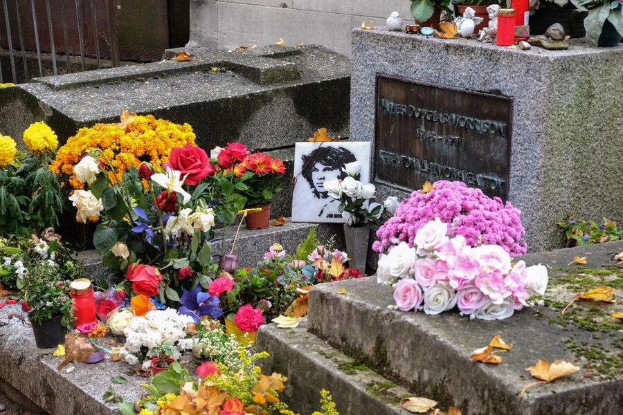Paris: Famous Graves of Pere Lachaise Cemetery Guided Tour - Weather, Timing, and What to Bring So You Enjoy It Fully