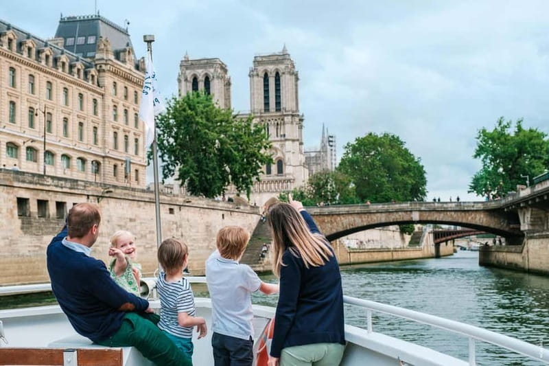 Paris: Fast-Access Seine River Cruise from Eiffel Tower - Port de Suffren Meeting Point, the Eiffel Tower Dock, and How Not to Lose Time