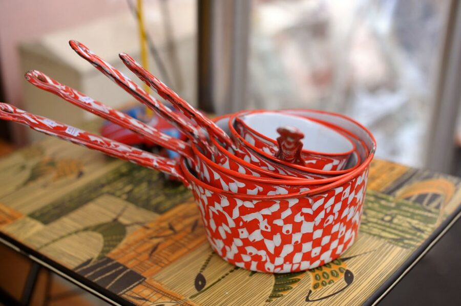 Paris: Flea Market Insider's Tour in Extra-Small Group - Key highlights that matter