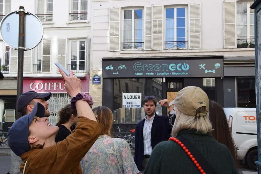Paris: French Revolution Tour Relive the 14th July 1789 - The passage de Lhomme and the power of narrow space