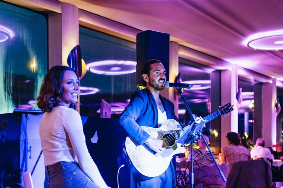 Paris: Gourmet Dinner Cruise on Seine River with Live Music - A Seine dinner cruise that turns into a party
