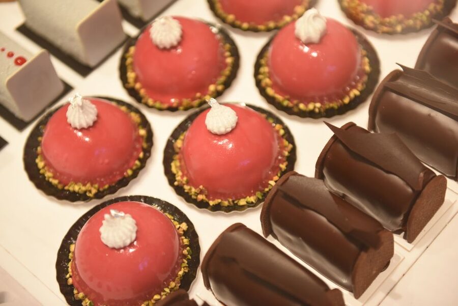Paris Gourmet: Food Tour in South Montmartre - What the complimentary address book really gives you