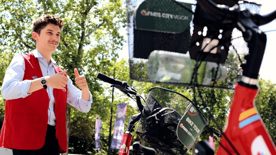 Paris Guided Bike Tour - Champs-Élysées to Concorde: wide boulevards, smart pacing
