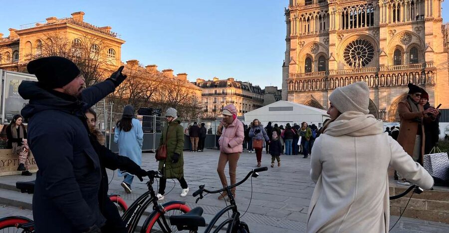 Paris: Guided City Highlights Bike Tour - Key highlights worth choosing this tour for