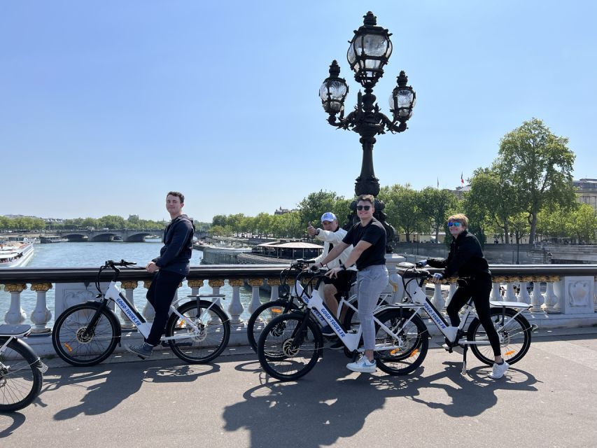 Paris: Guided Private E-bike Sightseeing Tour - Champs-Élysées, Place de la Concorde, and Vendôme, Rolled Into One