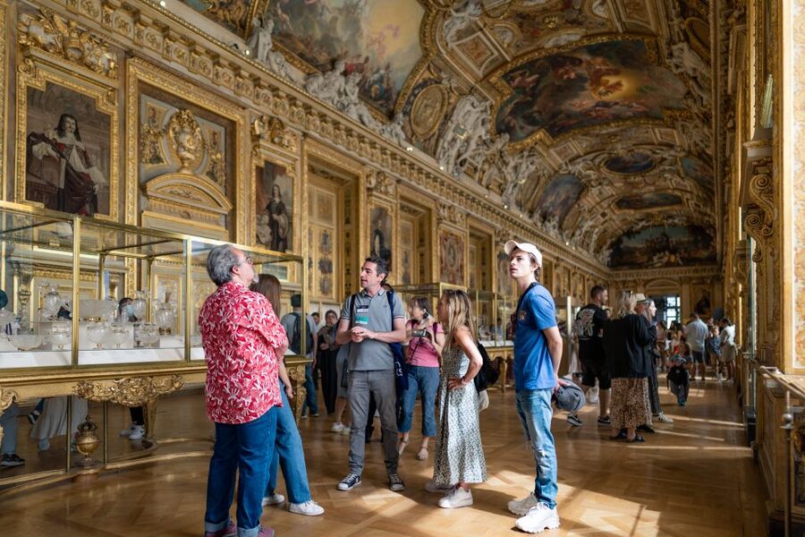 Paris: Guided Tour of the Must-Sees of the Louvre Museum - A 90-Minute Route That Still Feels Like Looking